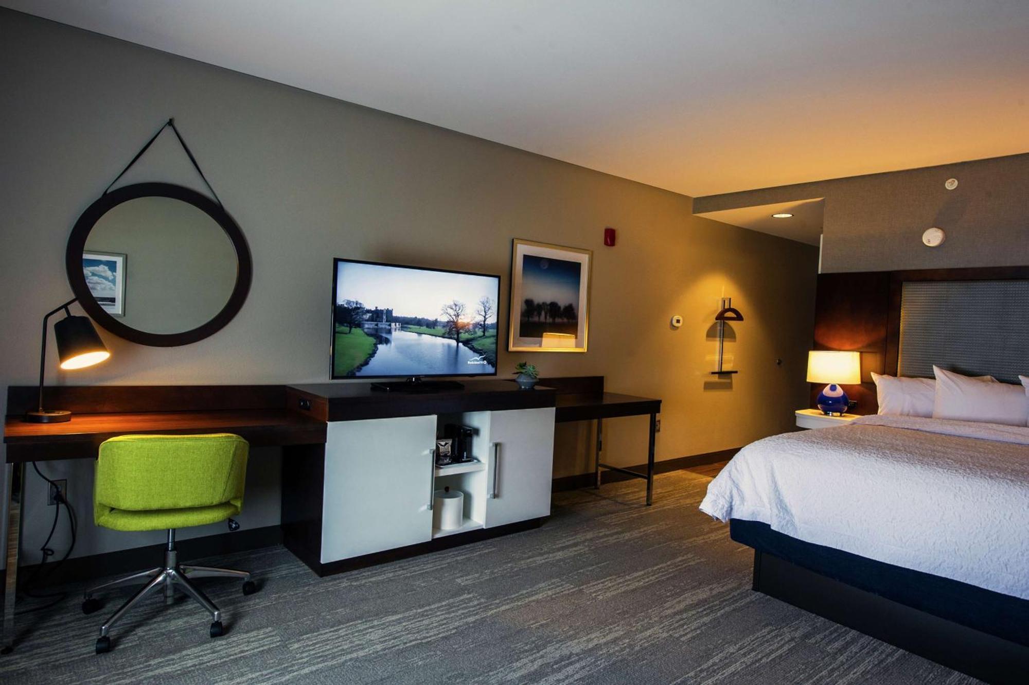 Hampton Inn & Suites/Foxborough/Mansfield Экстерьер фото